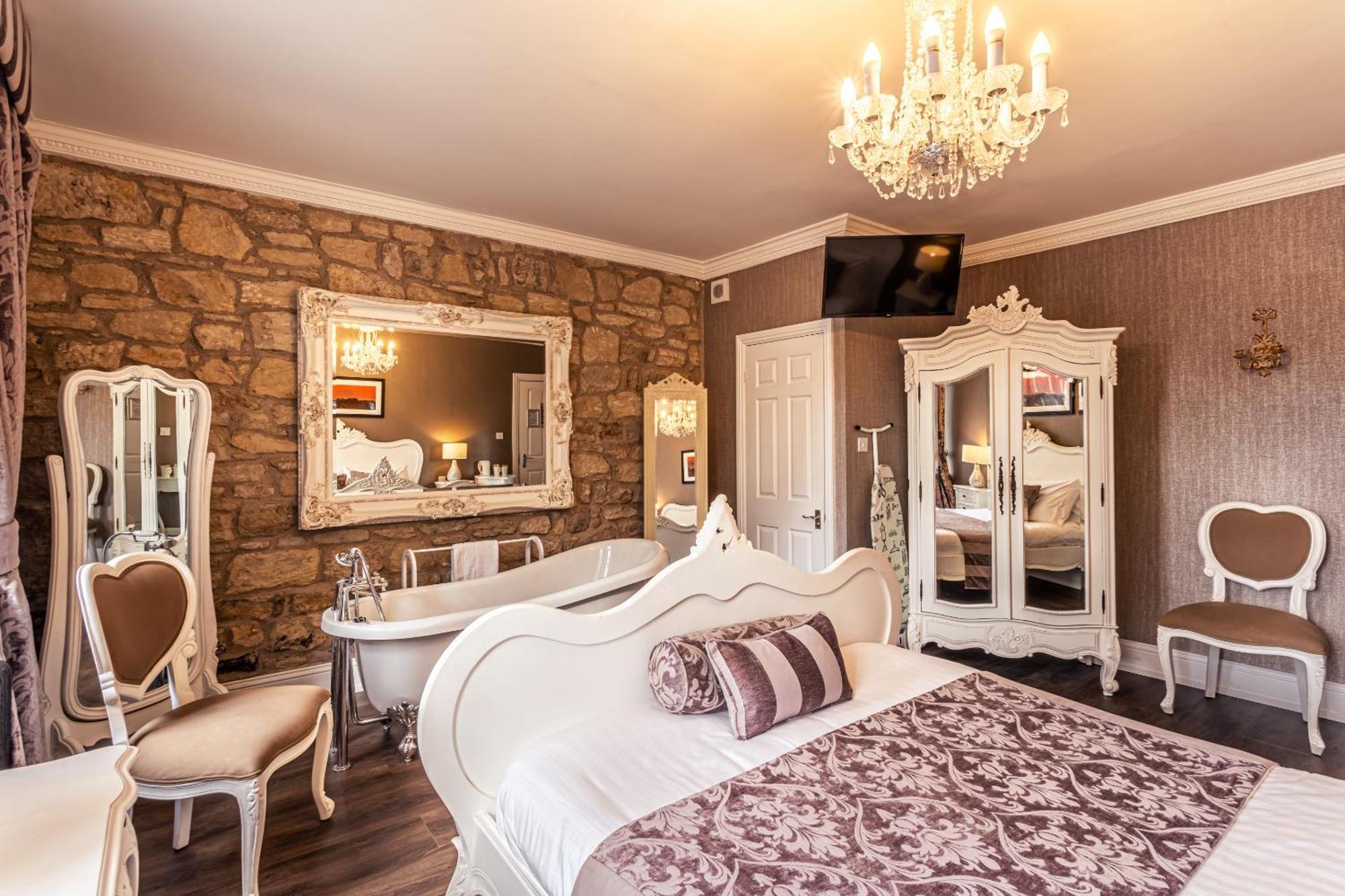 The Sun Hotel Warkworth Room photo