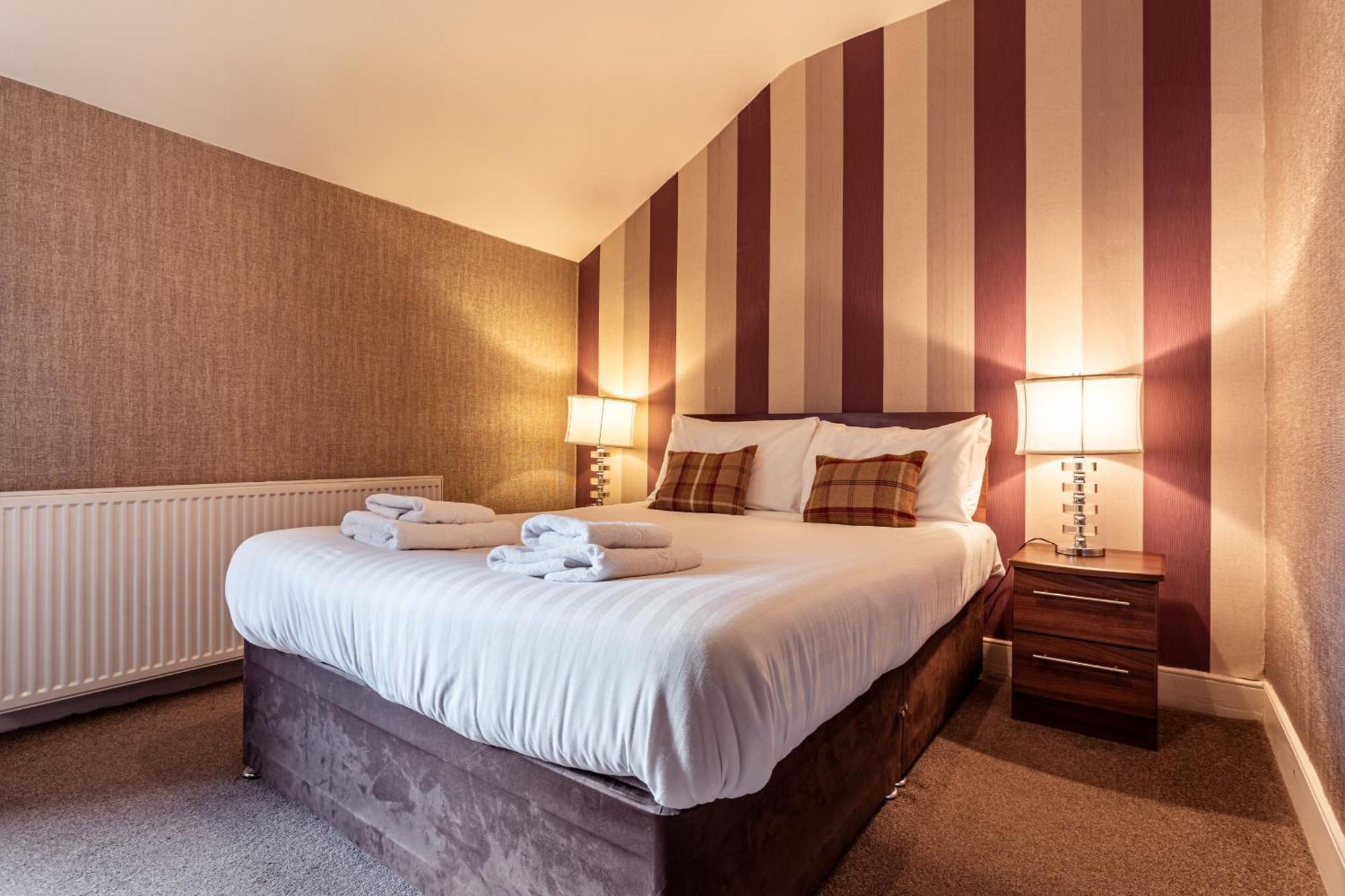 The Sun Hotel Warkworth Room photo